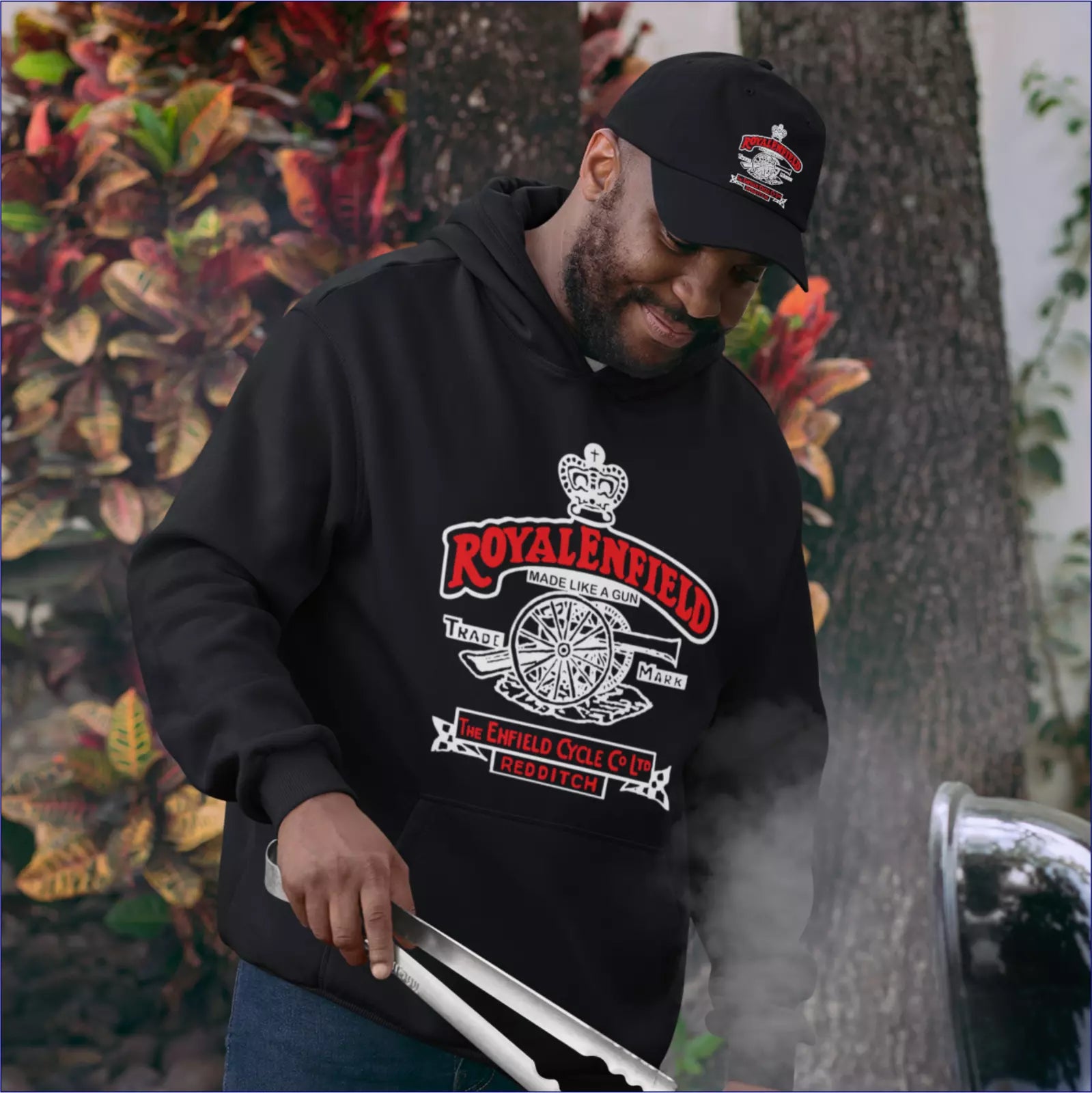 Vintage Classic Royal Enfield Gun Motorcycle Biker Premium Hooded Sweatshirt